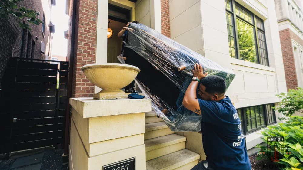 Top-rated apartment movers in Chicago