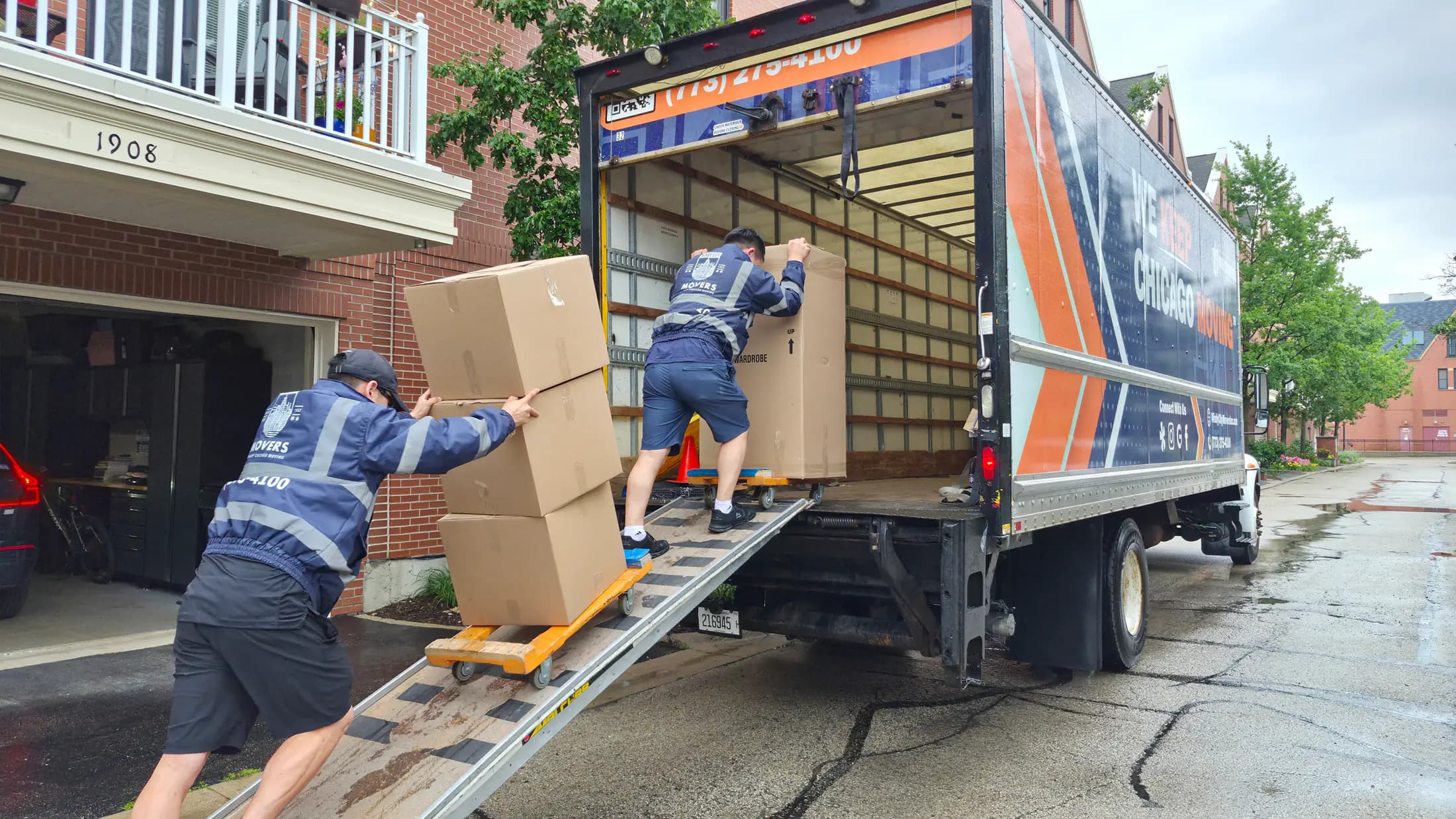 Windy City Movers crew on a residential move in Glenview, Illinois