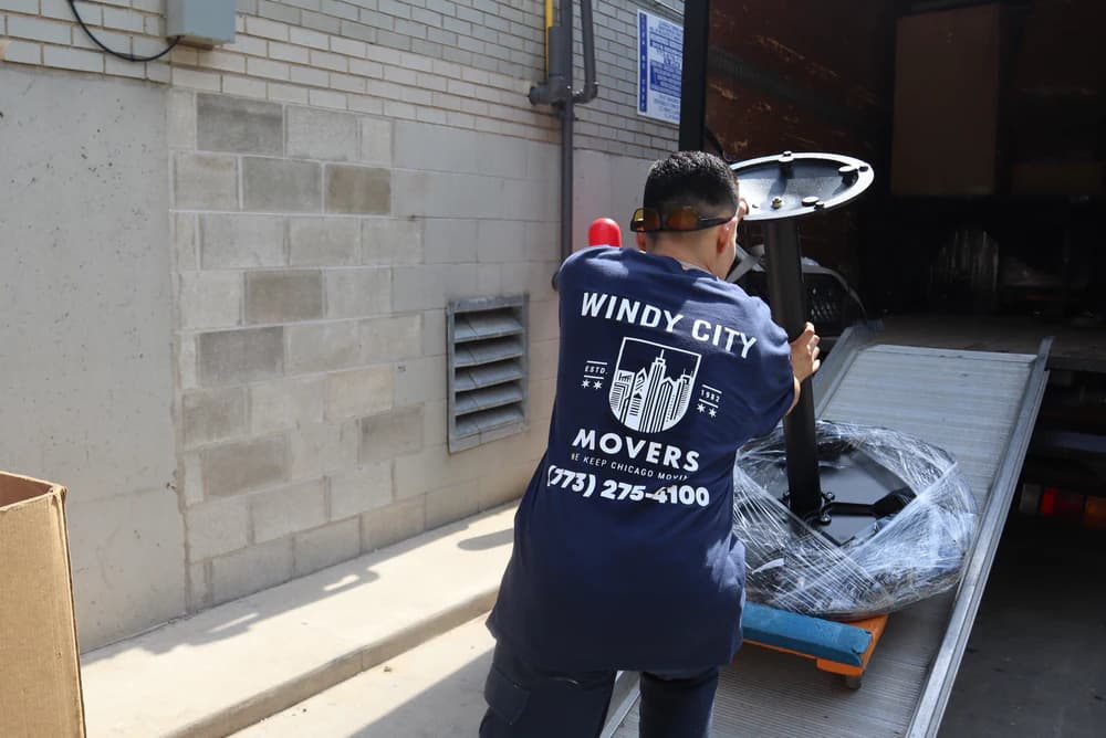 Windy City Movers team loading a moving truck in Lincoln Park, Illinois